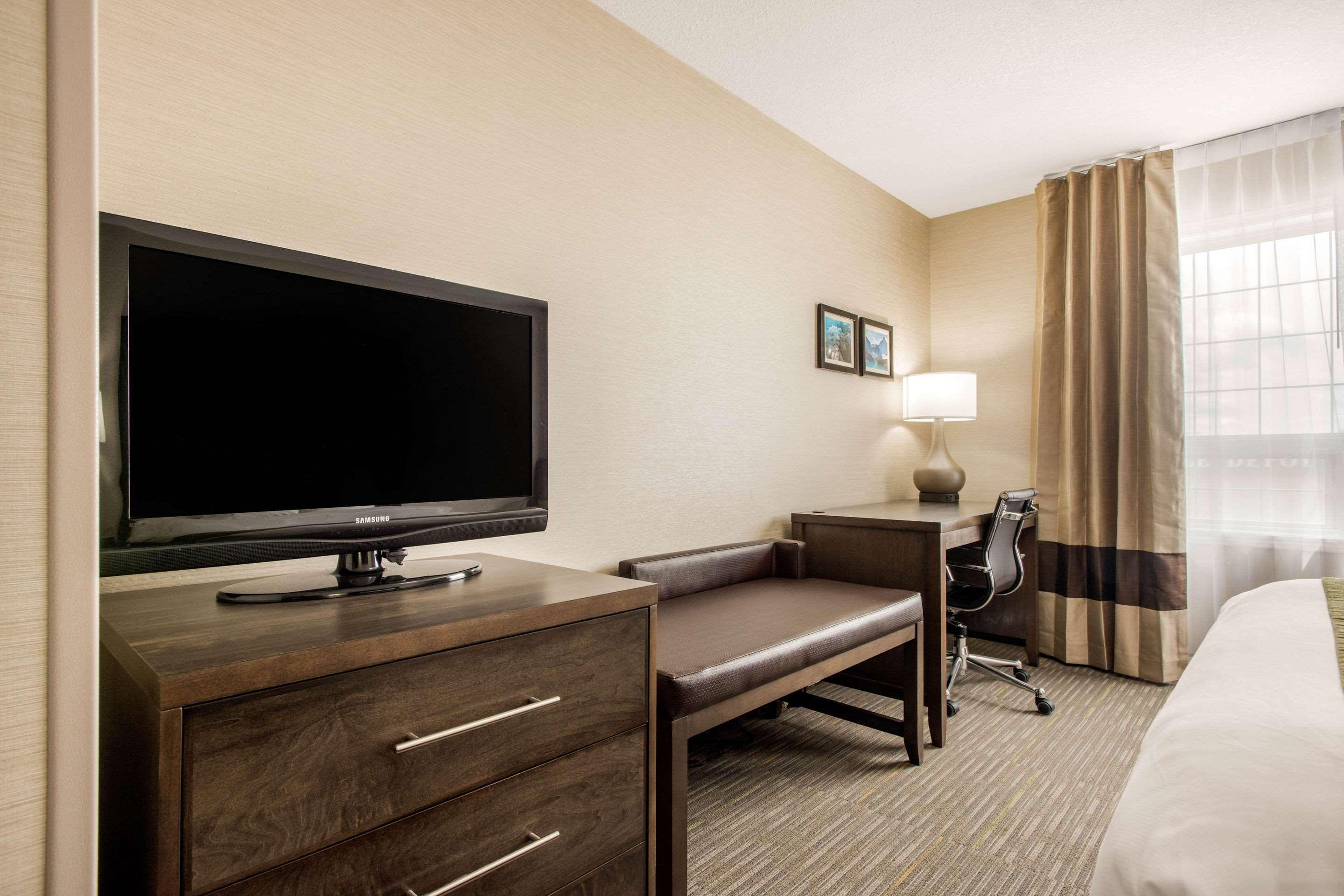 Comfort Inn & Suites Red Deer Eksteriør bilde